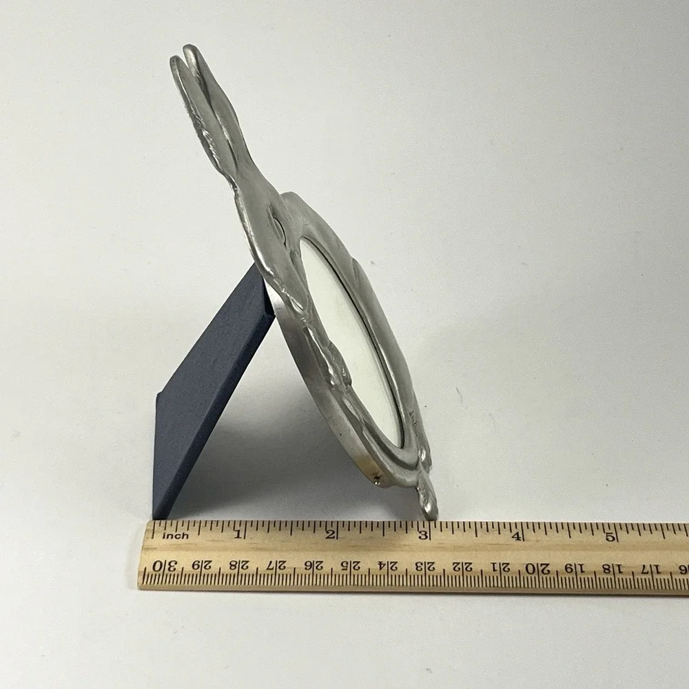 Vintage Seagull Pewter Bunny Frame Rabbit 2